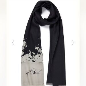 Jane Carr with Hauser & Wirth Lorna Simpson Scarf